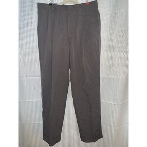 Eddie Bauer Classic fit Pleated Gabardine Trousers‎  Size 34x32 Men's Pants Gray
